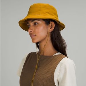 Lululemon lab bucket hat with strap